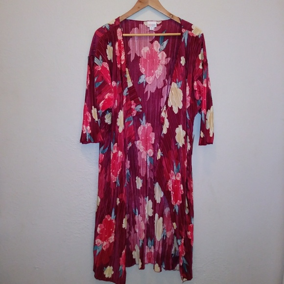 LuLaRoe Tops - NWT LuLaRoe Shirley Floral Kimono